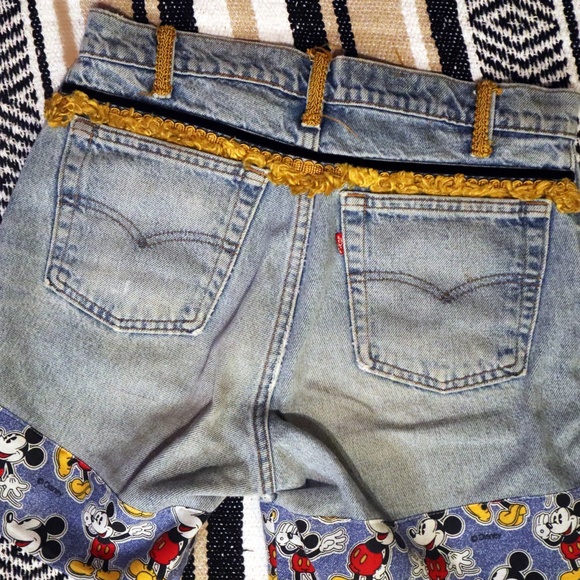 RARE Neil And David Vintage Custom Disney/Mickey Mouse Levi Jean Shorts - Picture 3 of 6